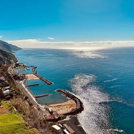 Madeira The Valley's House בית נופש